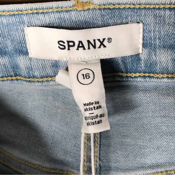 NWT Women's 16 SPANX Lycra Fitsense Flare Jean Turner Wash Denim Jeans High Rise - Picture 7 of 11